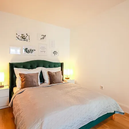 Loewe Gruen Am Rhein Appartement Kussaberg