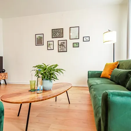 Loewe Gruen Am Rhein Kussaberg