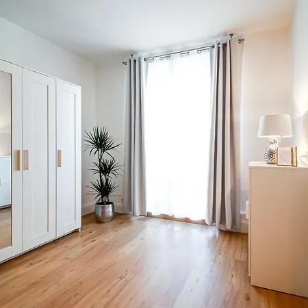 Appartement Loewe Gruen Am Rhein *