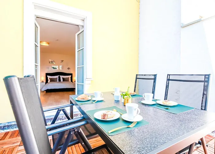 Löwe Grün Am Rhein Kussaberg